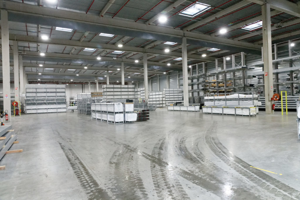 EAS Solutions Eclairage Led Professionnel Bordeaux EAS Solutions Eclairage Led Professionnel Bordeaux Gealan 2 326 1024x683 337